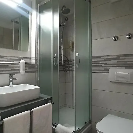 Hotel Garni Arcis 3*