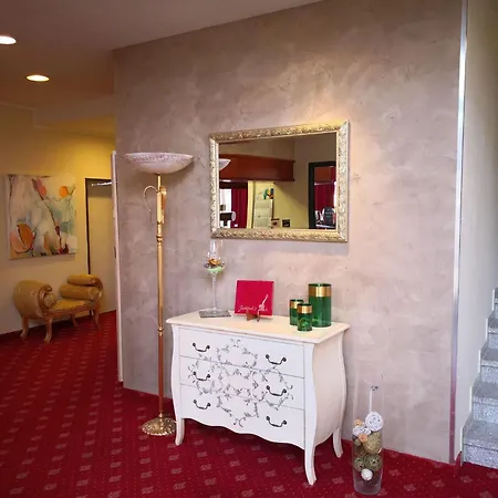 Hotel Garni Arcis 3*